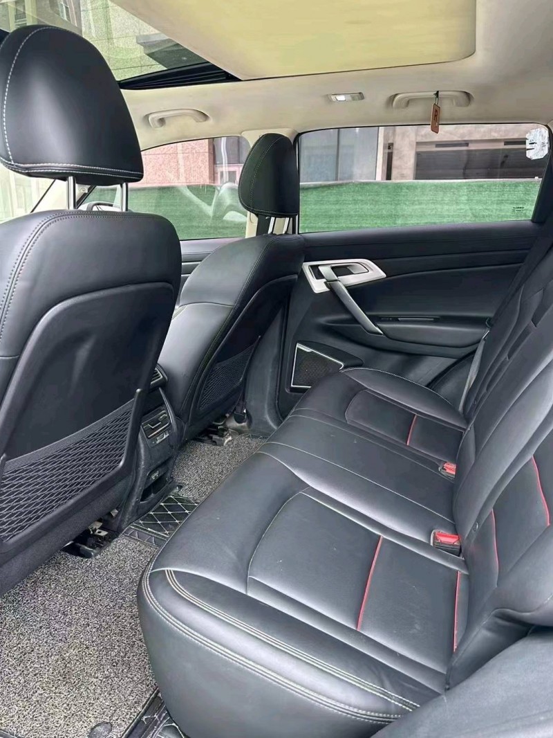 廊坊20年吉利博越7