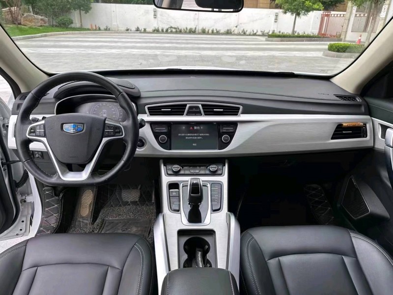 廊坊20年吉利博越8