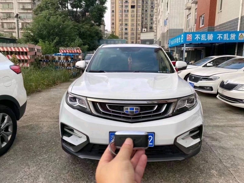 衡阳19年吉利博越1