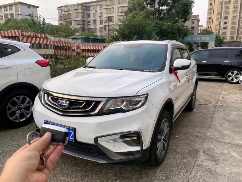 衡阳19年吉利博越2