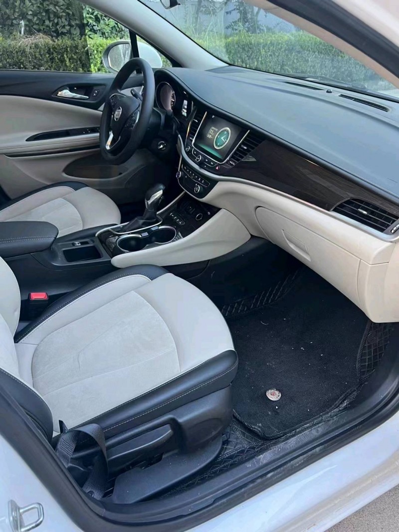 徐州18年别克英朗5