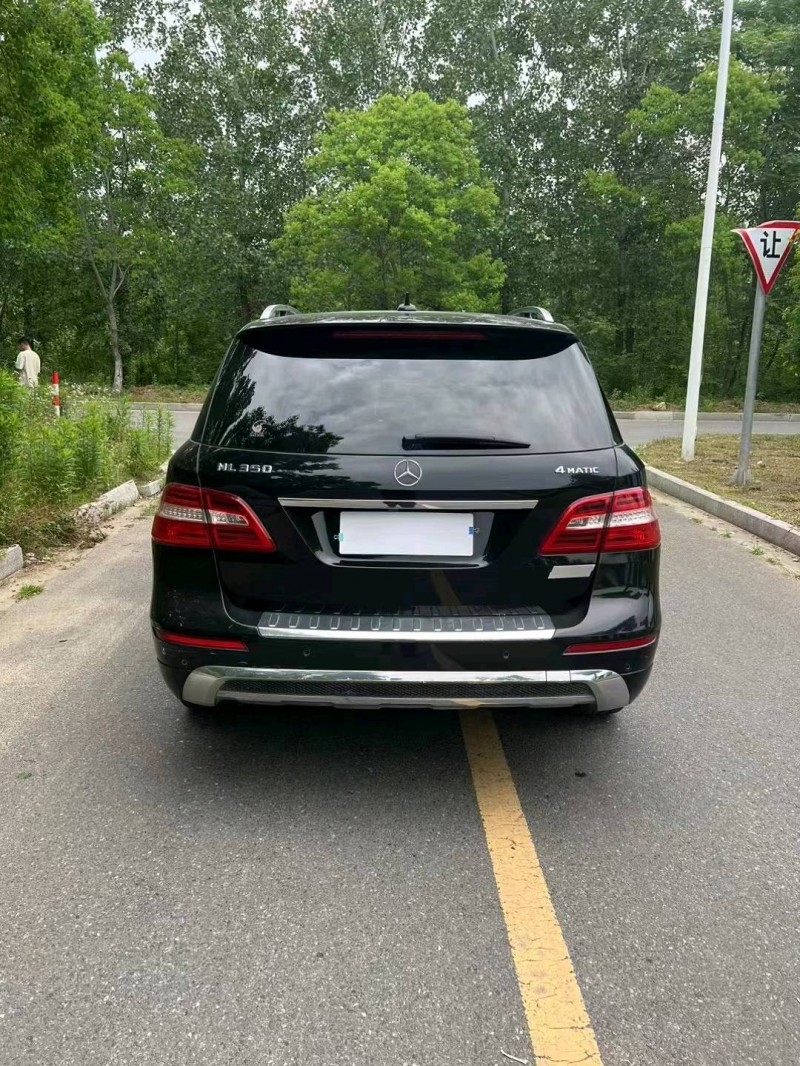 徐州13年奔驰ML9