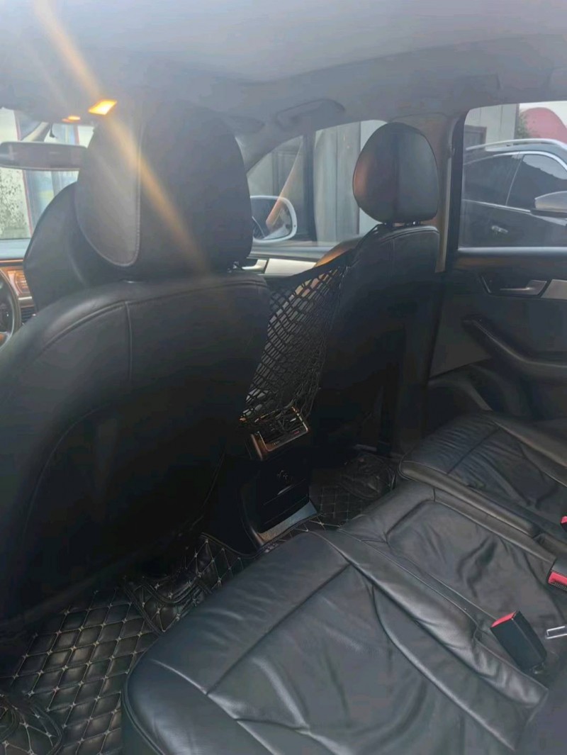 保定12年奥迪Q54