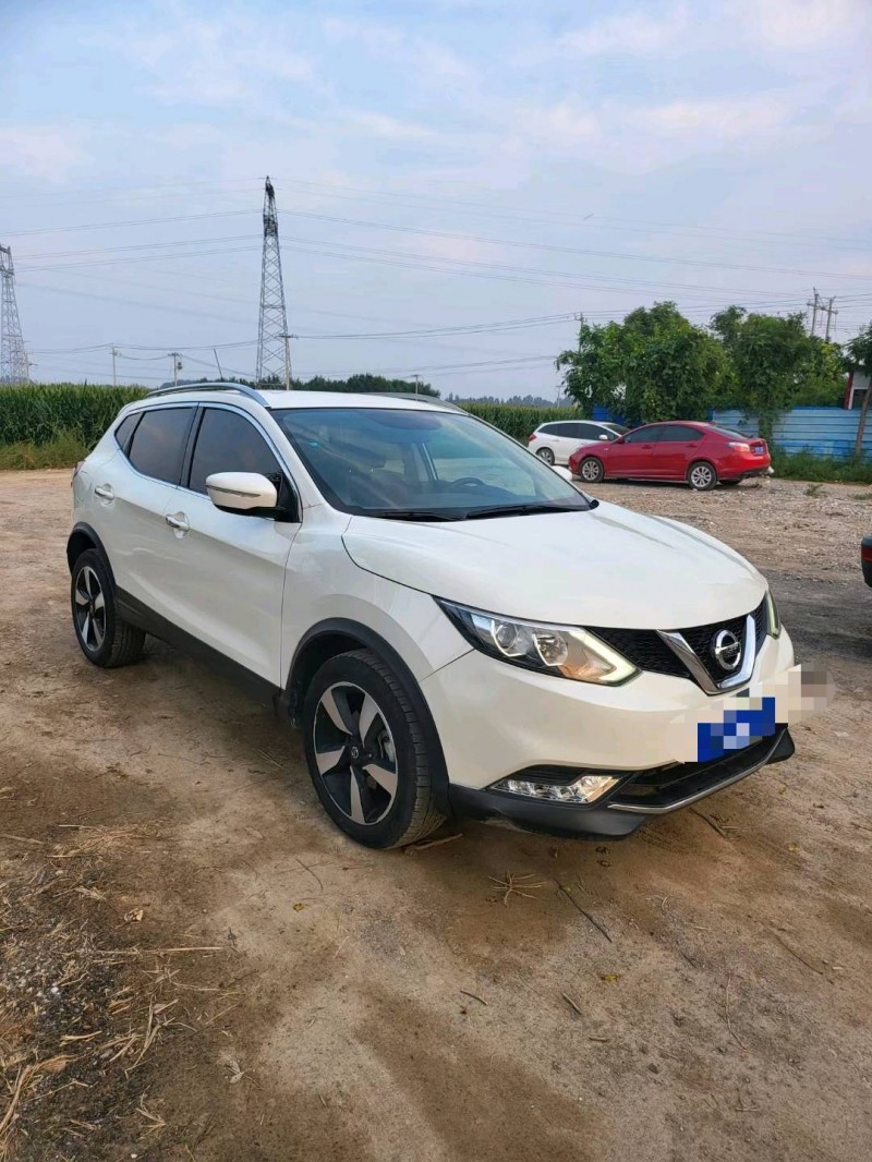 保定18年日产逍客3