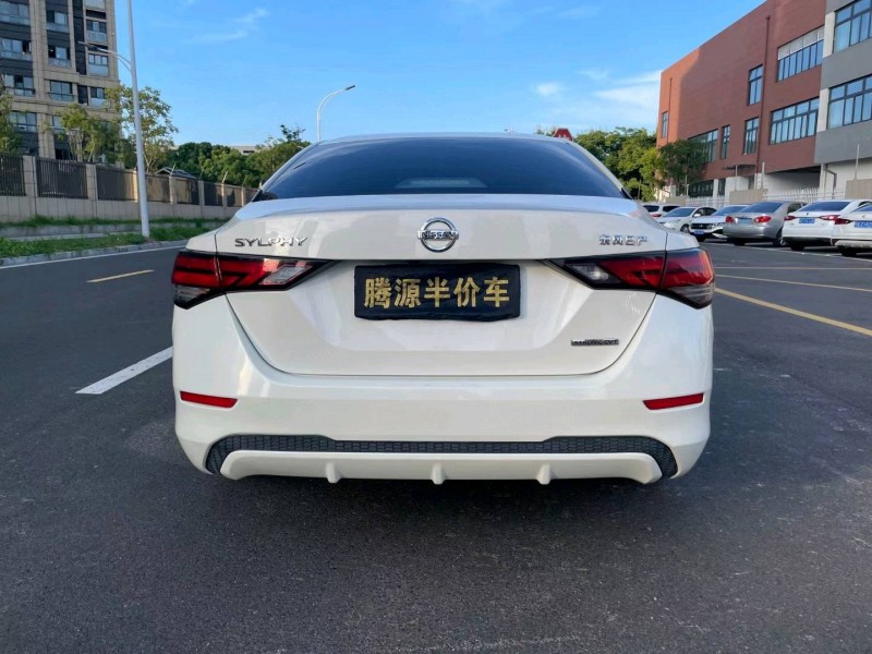 苏州20年日产轩逸7