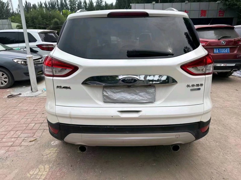 济南15年福特翼虎9