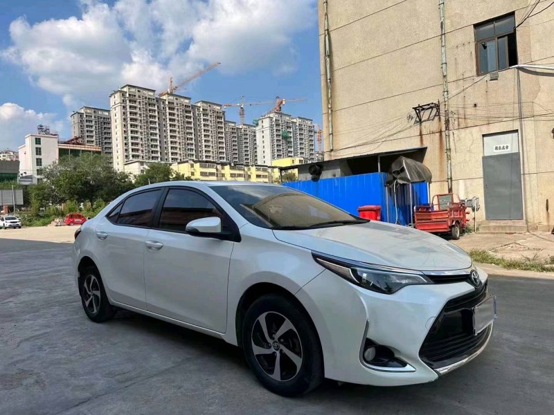 济南18年丰田雷凌5