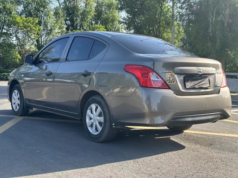 徐州19年日产阳光2