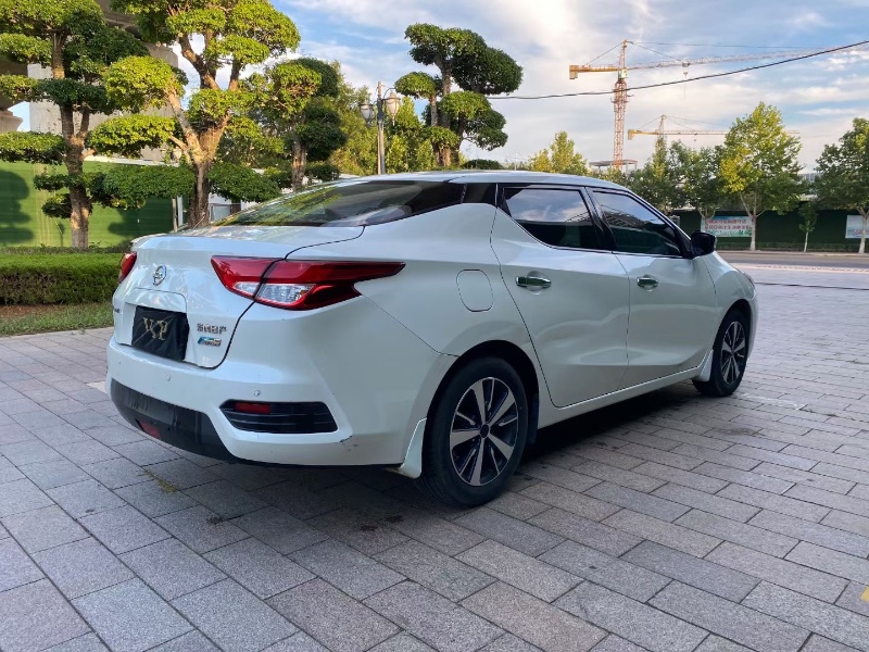 枣庄16年日产蓝鸟2