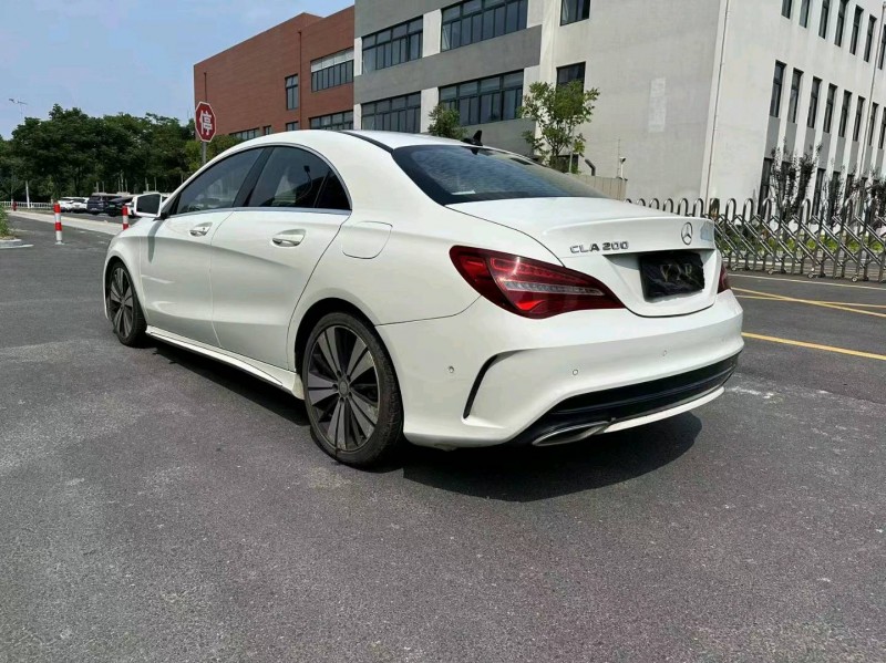 苏州16年奔驰CLA7