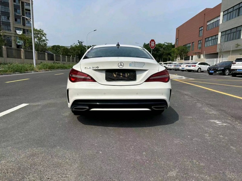 苏州16年奔驰CLA8
