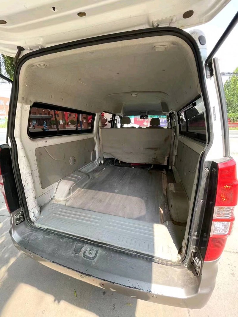 保定20年华晨海狮5