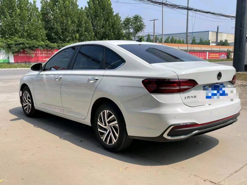 保定22年大众朗逸8