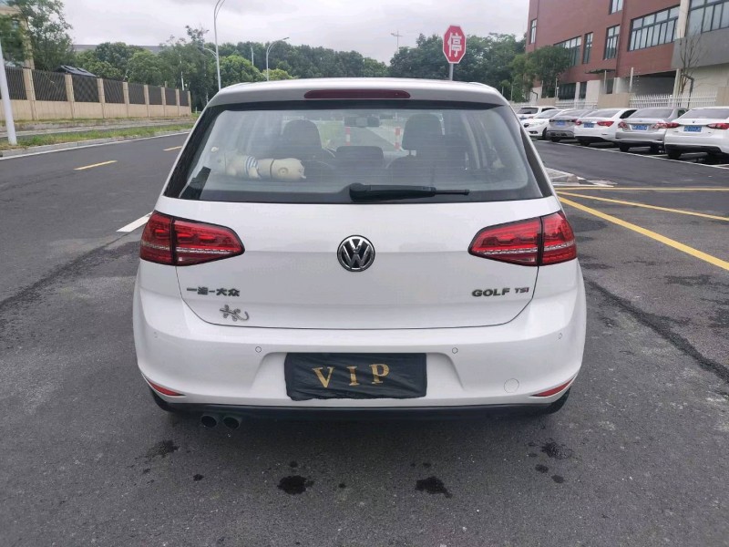 苏州15年大众高尔夫8