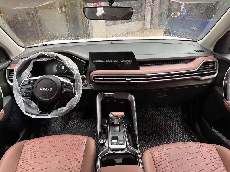 深圳23年起亚智跑3