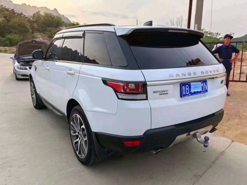 枣庄17年路虎揽胜5