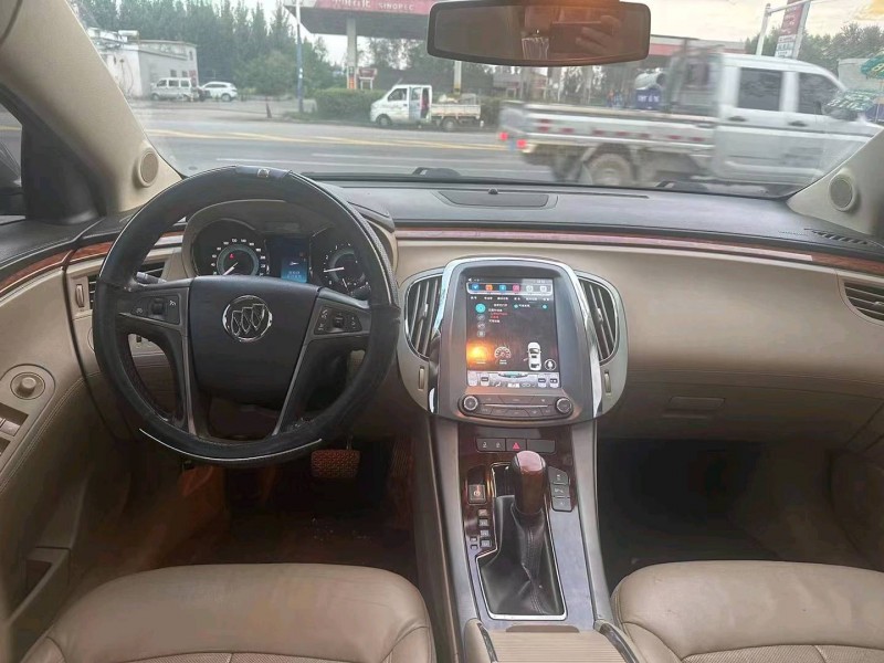 东营09年别克君越5