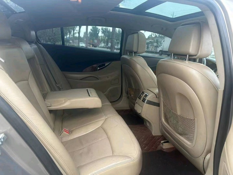 东营09年别克君越8