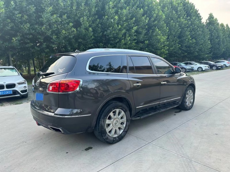 济宁17年别克昂科雷4