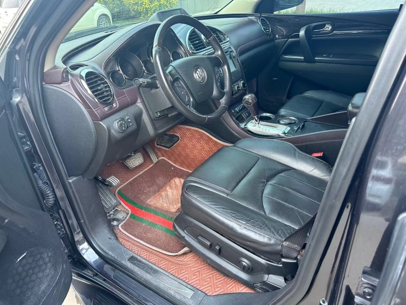 济宁17年别克昂科雷6