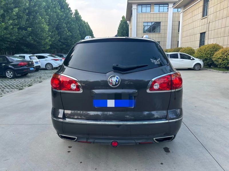 济宁17年别克昂科雷8