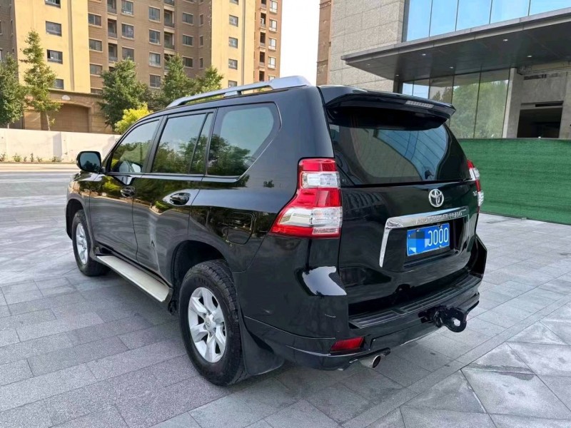 廊坊12年丰田普拉多3