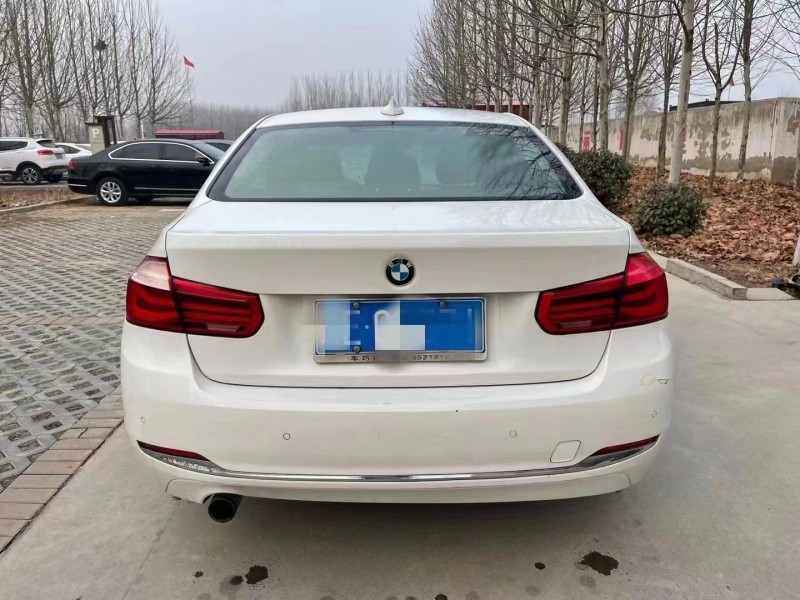 济宁16年宝马3系9