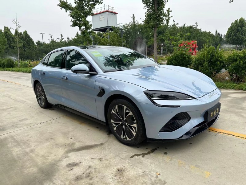 濟寧23年比亞迪海豹3