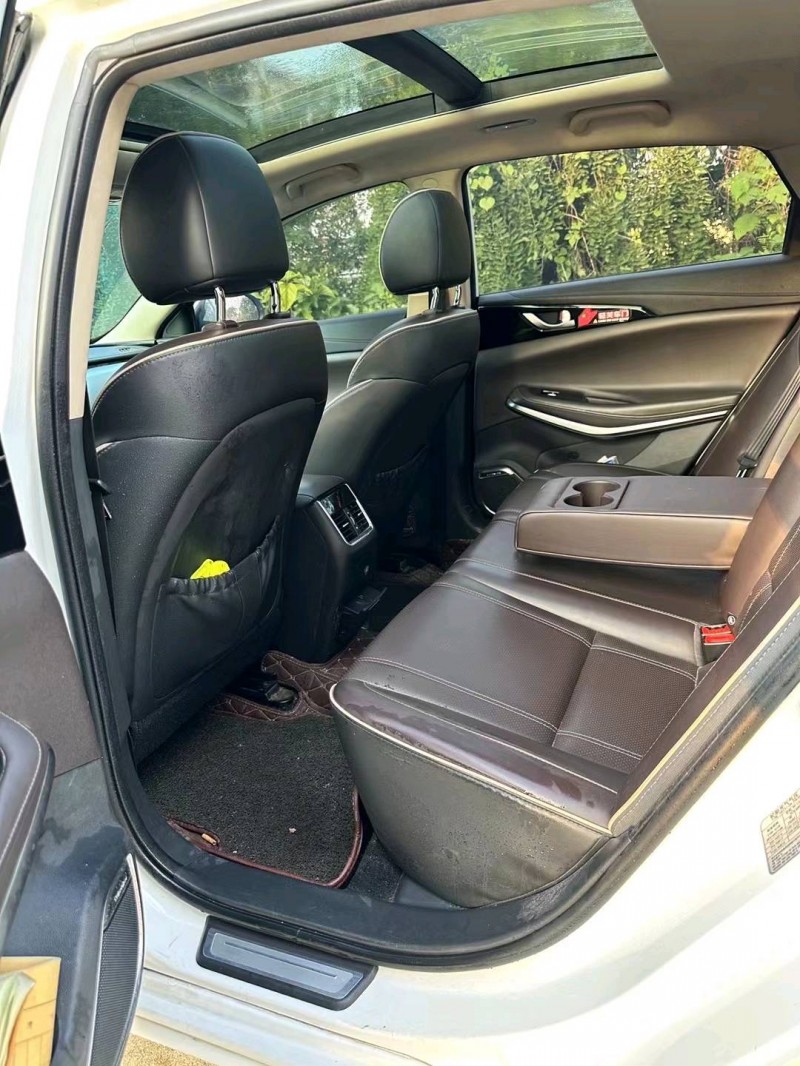 枣庄18年长安汽车睿骋CC5