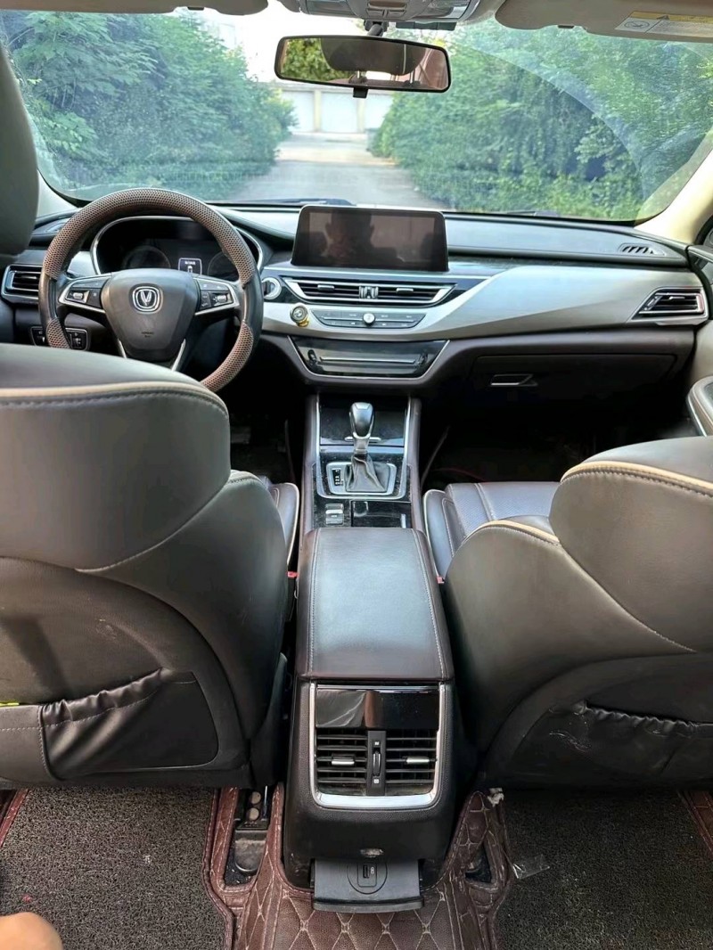 枣庄18年长安汽车睿骋CC6