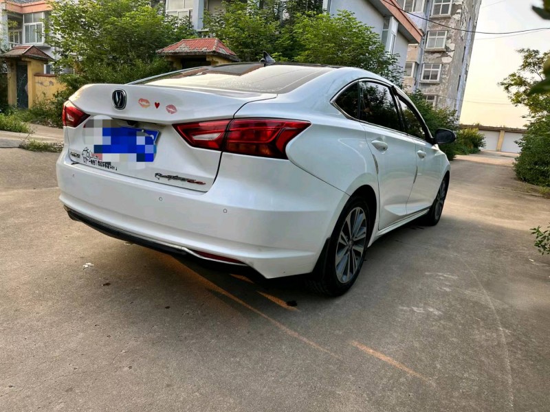 枣庄18年长安汽车睿骋CC7