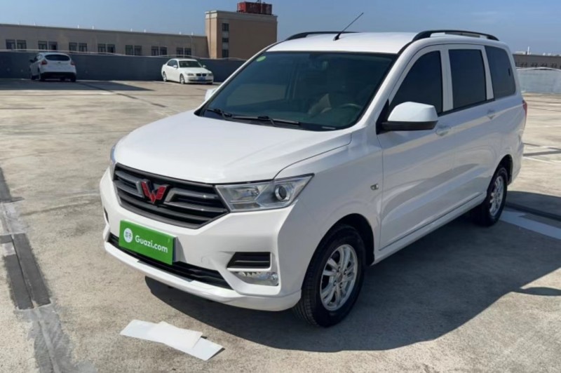 濟寧20年五菱汽車宏光S32