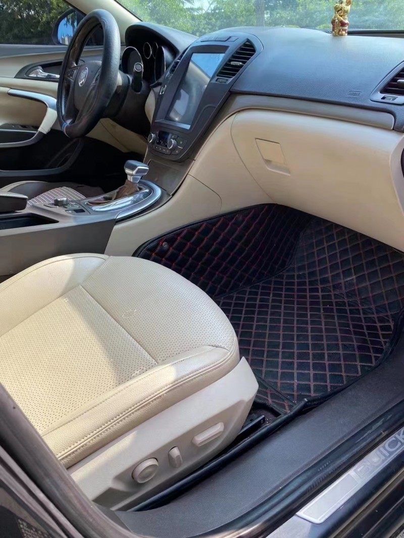 济宁11年别克君威5