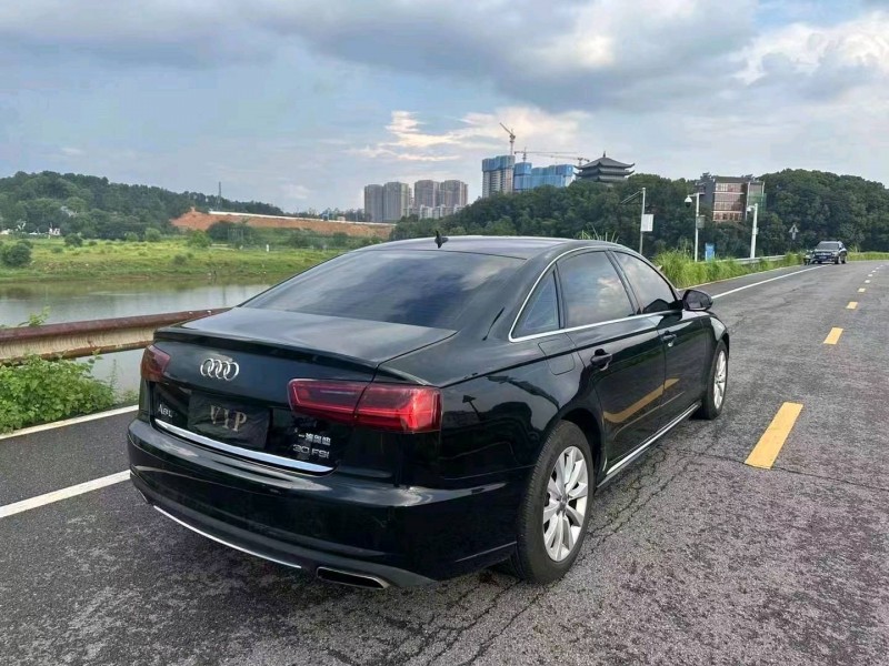 邵阳17年奥迪A6L8
