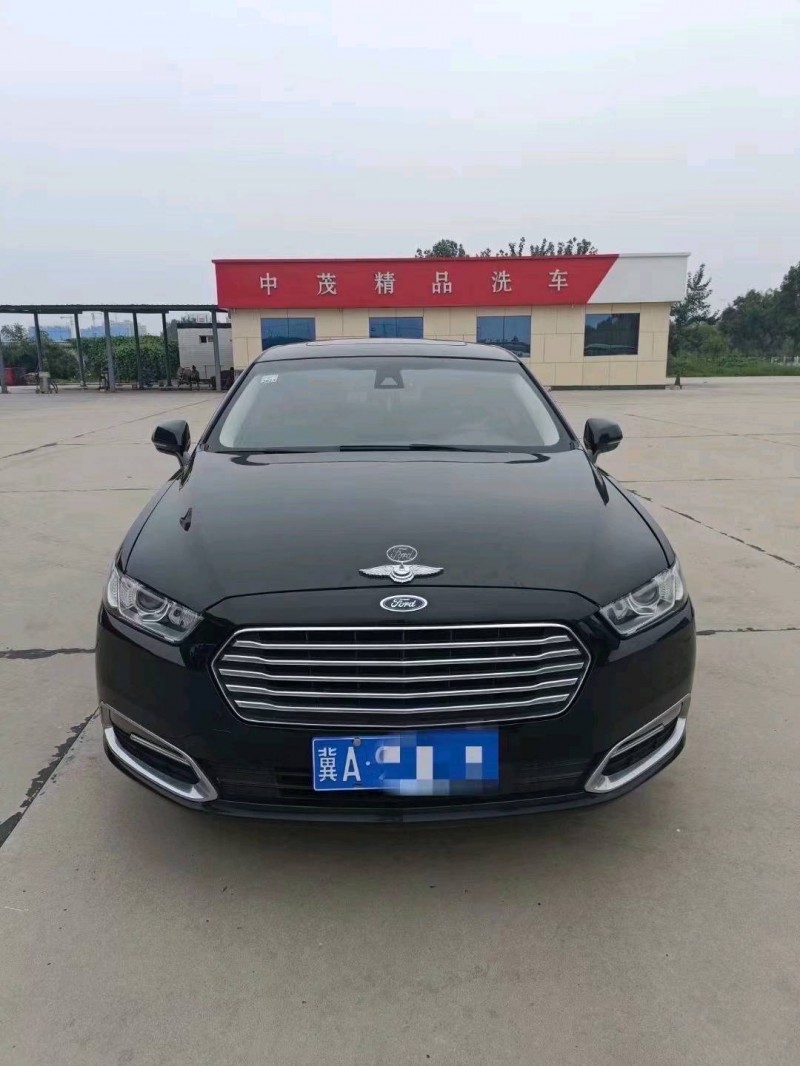 邢台17年福特金牛座1