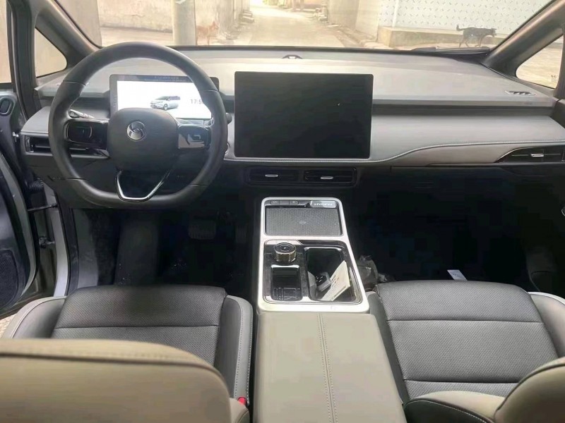 嘉興23年合創汽車Z038