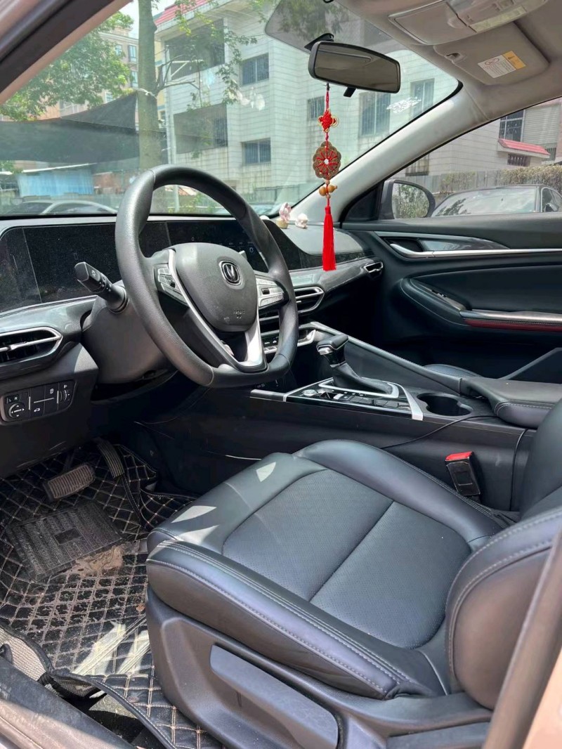 广州21年长安汽车逸动6