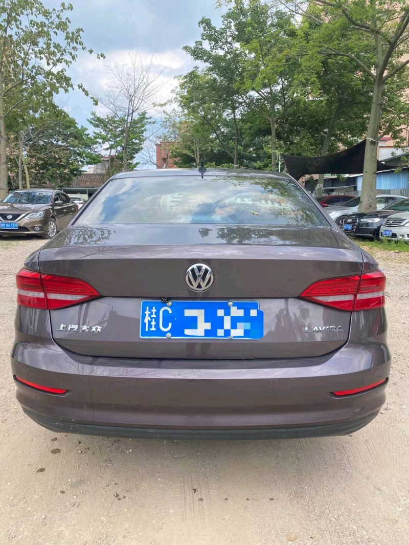 广州19年大众朗逸9