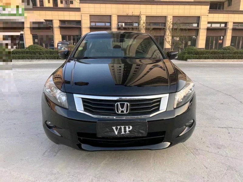 济宁10年本田雅阁1