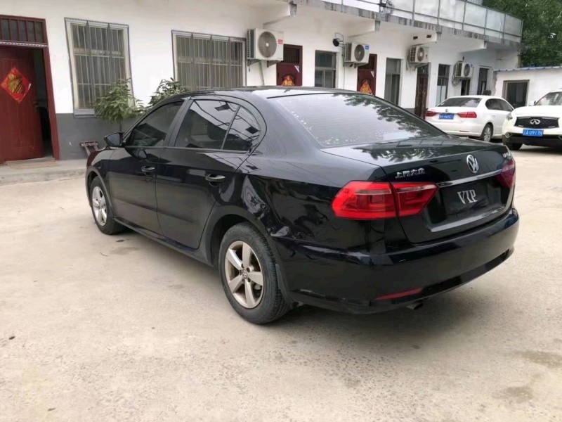 济宁18年大众朗逸8