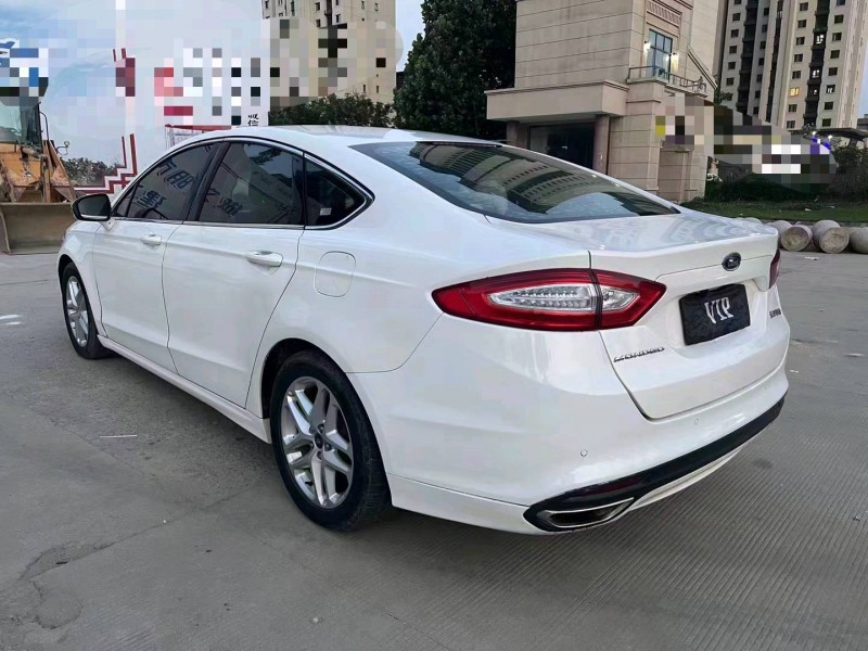 济宁16年福特蒙迪欧8