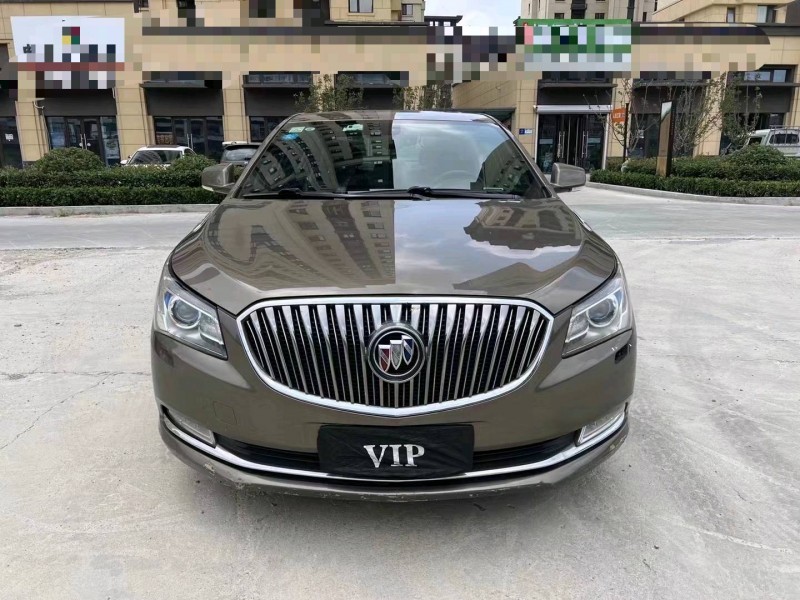 济宁14年别克君越1