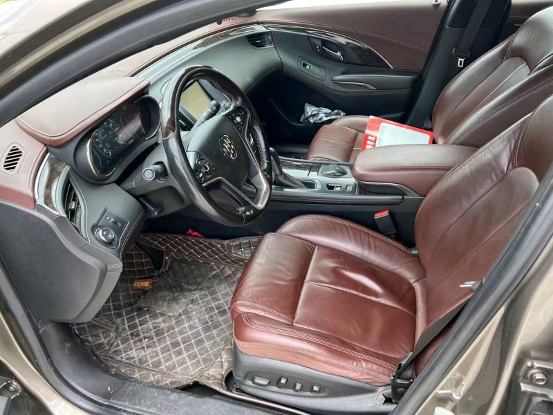 济宁14年别克君越5