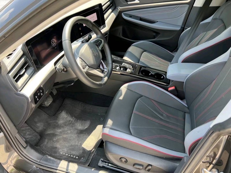 济宁22年大众凌渡4