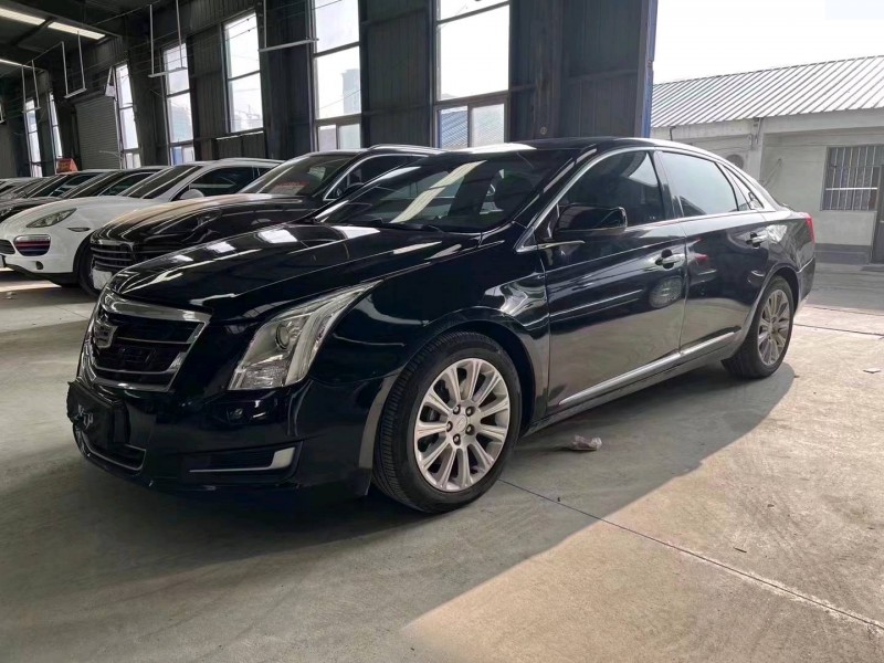 济宁17年凯迪拉克XTS3