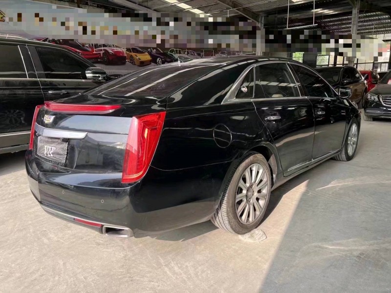 济宁17年凯迪拉克XTS7