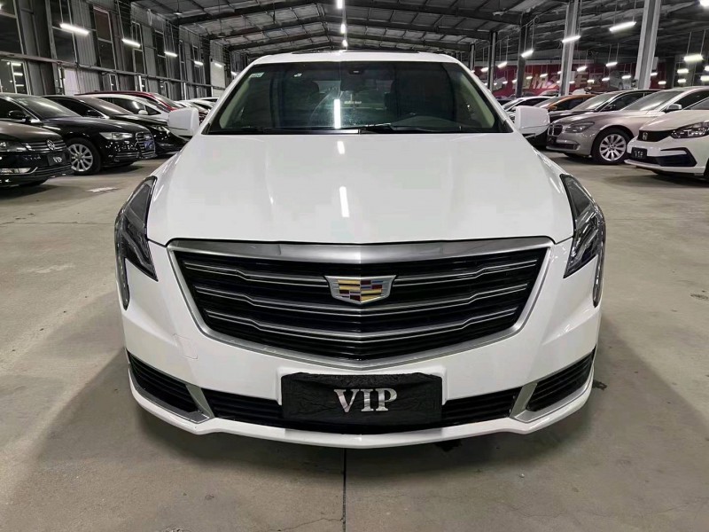 济宁18年凯迪拉克XTS1