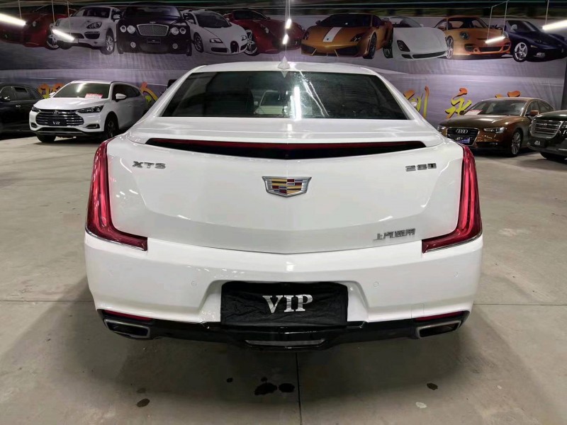 济宁18年凯迪拉克XTS9