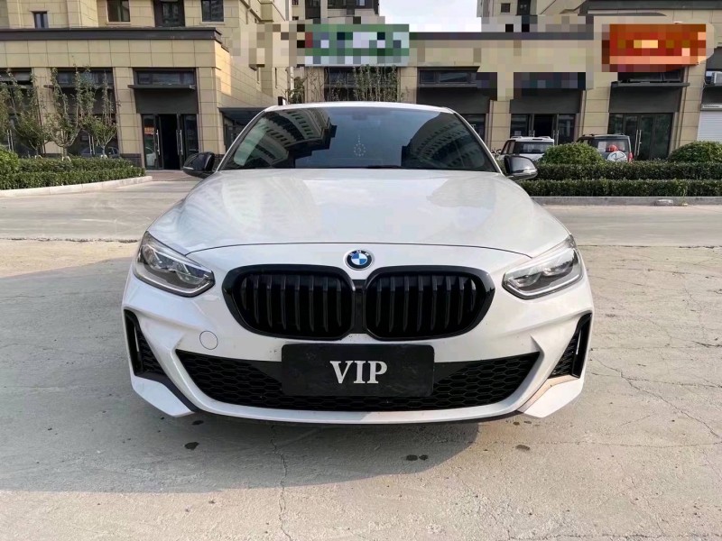 济宁22年宝马1系1