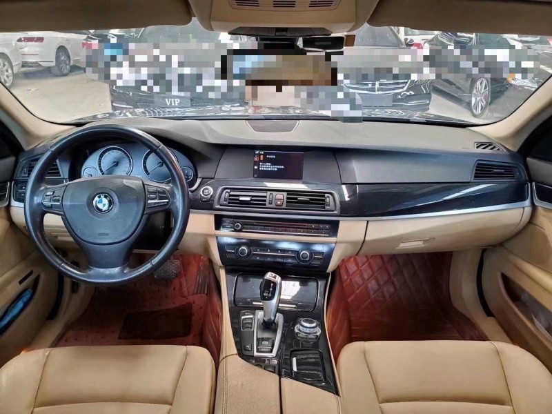 济宁13年宝马5系4